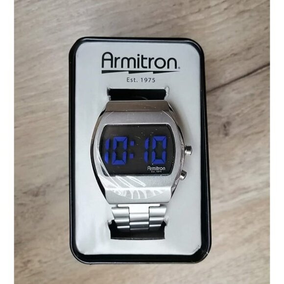 New Sport Retro Men's Digital Bracelet Watch, 40/8475 - Picture 1 of 3